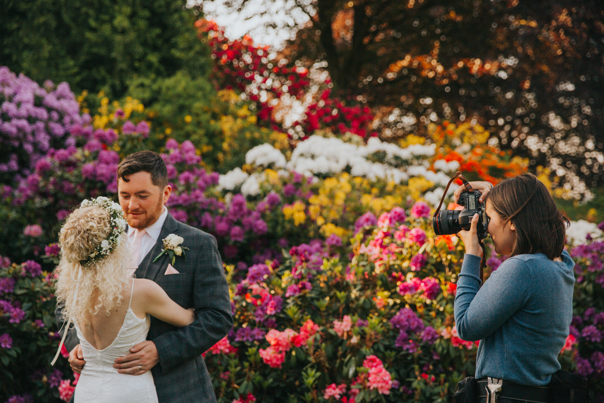 become a wedding photographer