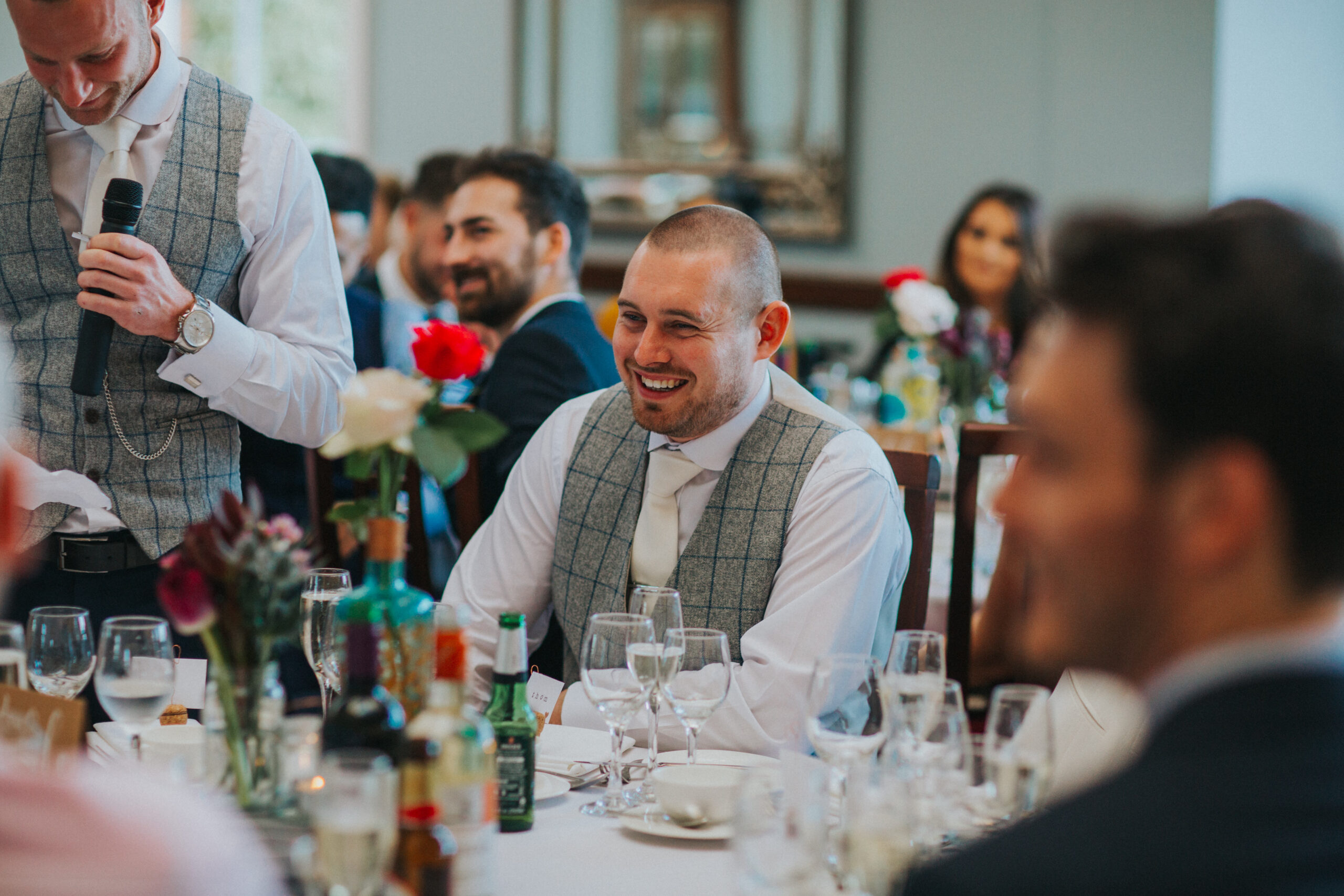 Elegant details in a Pendrell Hall wedding celebration