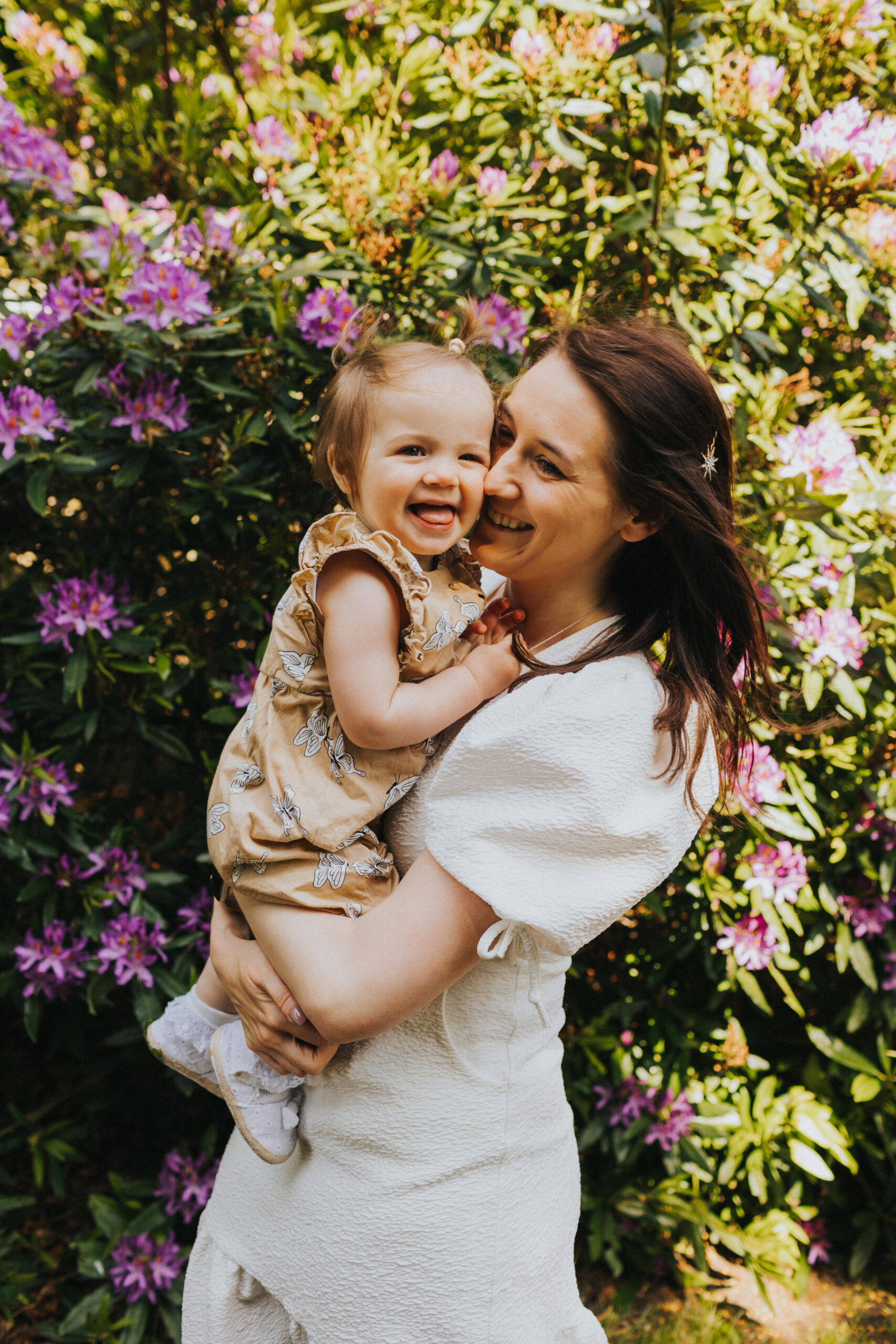 relaxed family session